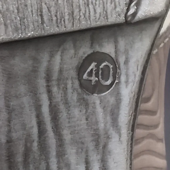 Portofino Women's Gray/White Leather Lace-up Booties With Side Zipper, Size 40. - Picture 8 of 11